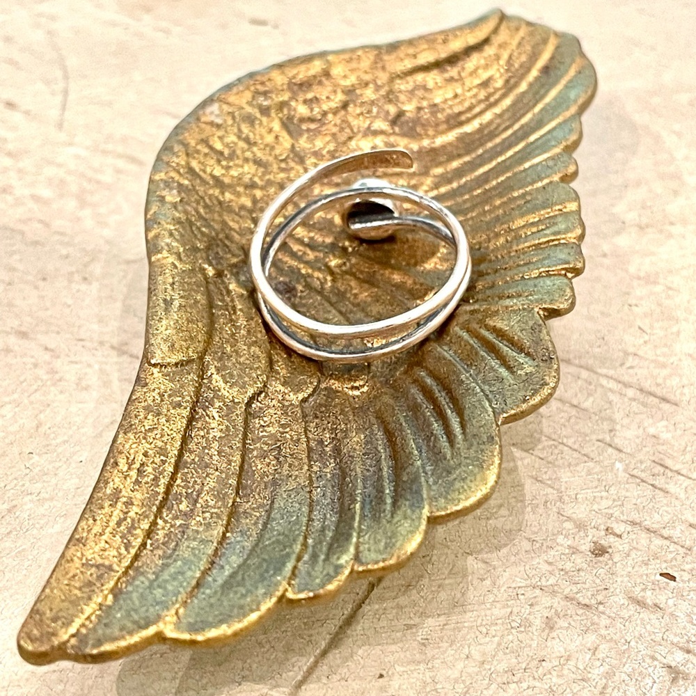 Peridot ring - Picture 2 of 4